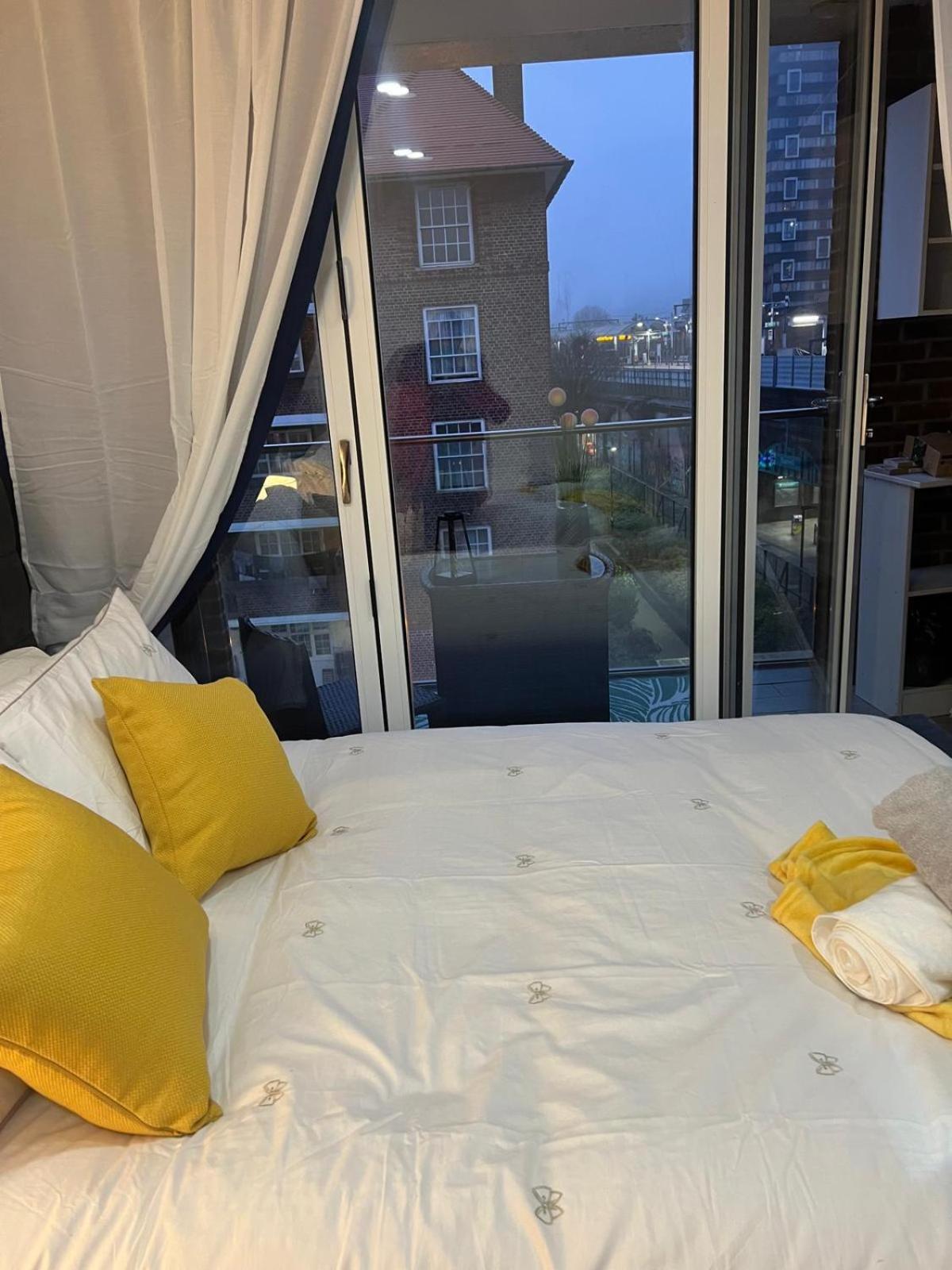 Cosy Luxurious Room In The Heart Of London Exterior photo