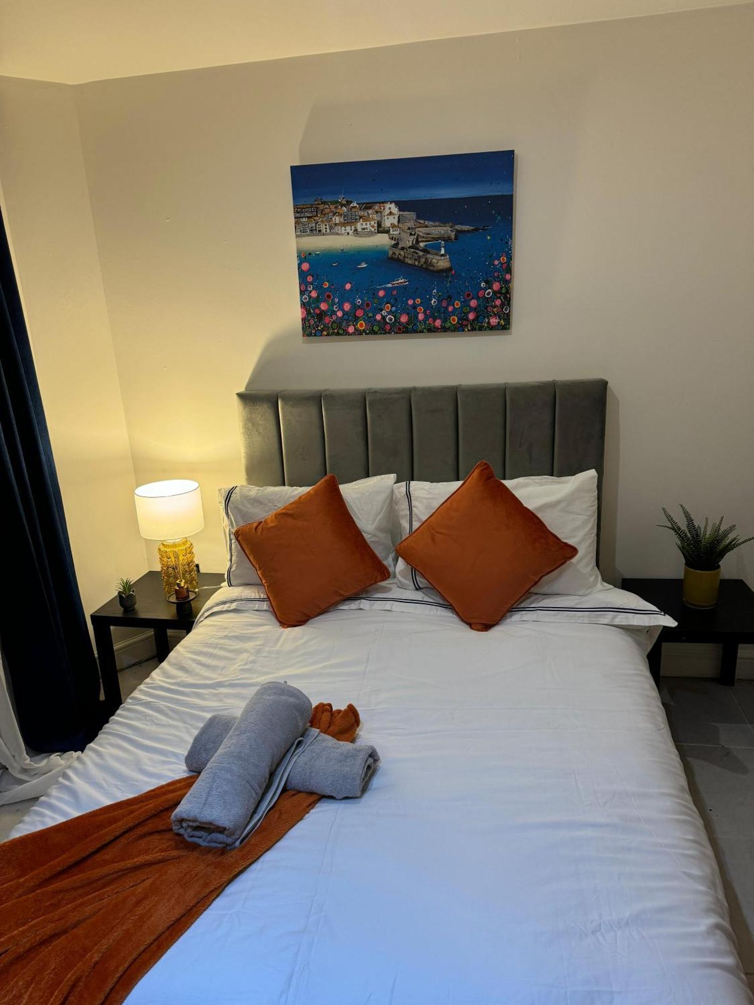 Cosy Luxurious Room In The Heart Of London Exterior photo
