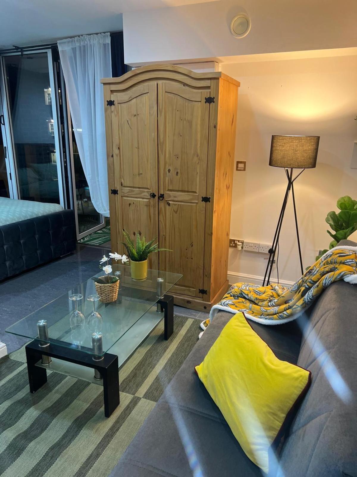 Cosy Luxurious Room In The Heart Of London Exterior photo